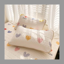 画像をギャラリービューアに読み込む, ベッドパッド 敷きパッド クイーン スタイルM13 春夏用 さらさら 汗取り敷きパッド 汗取り敷きパッド 取り付け簡単 洗える 敷パット ベッドパッド 洗濯機丸洗い可能 M771
